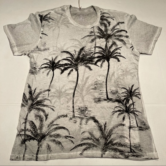 NWT Herrlicher Tropical Print T-Shirt  SZ Large - Picture 1 of 13